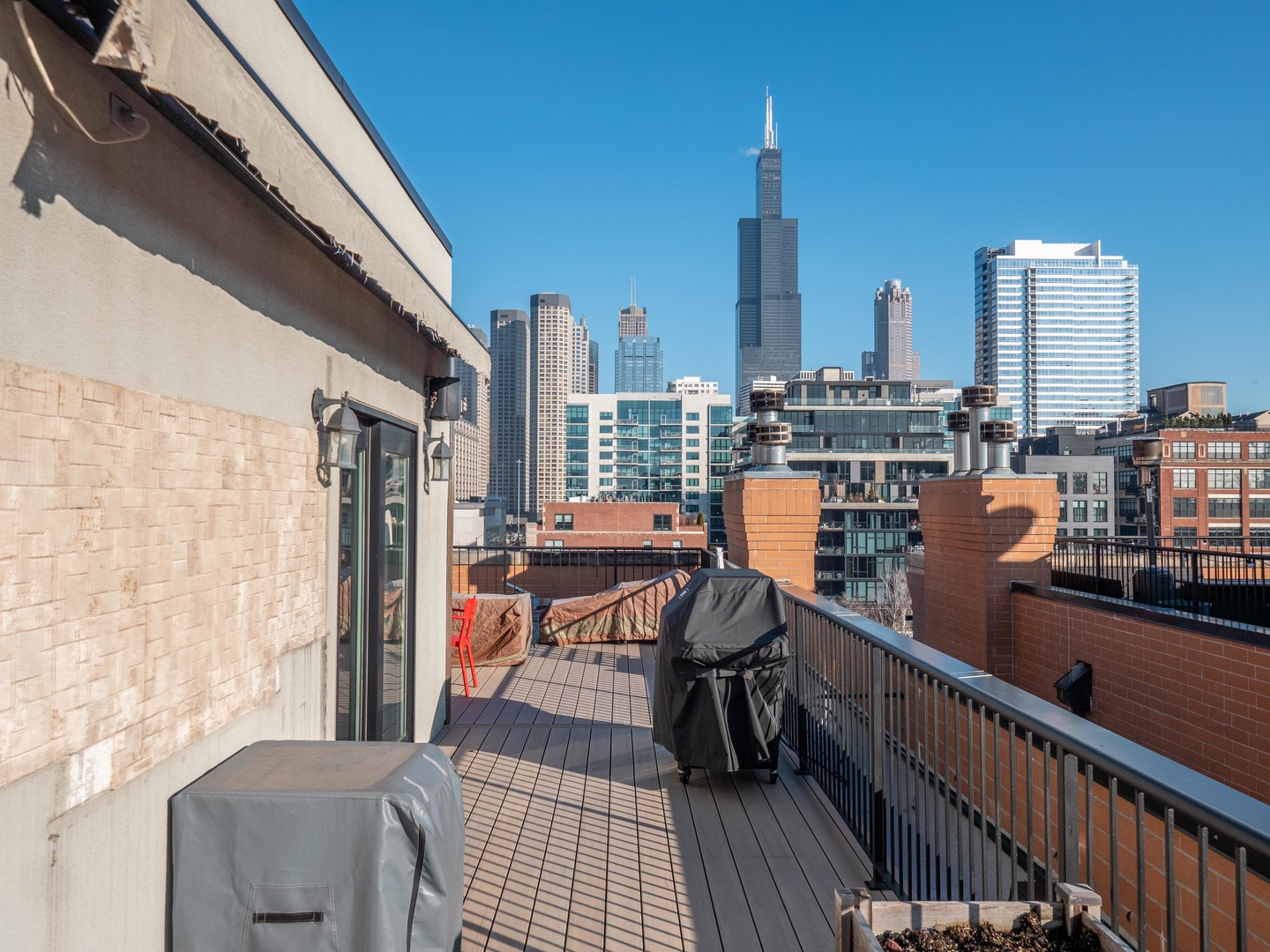 100 S Sangamon Street Unit: 4S