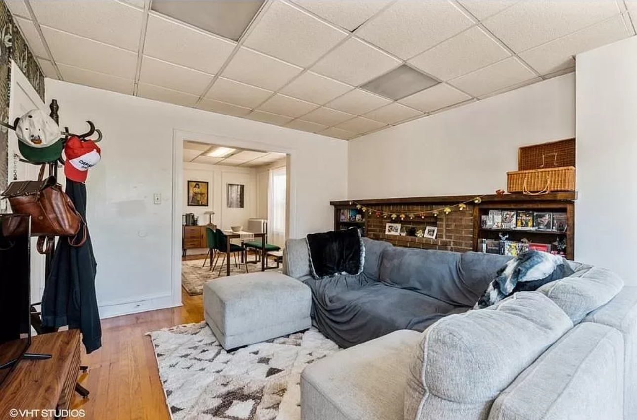 4212 N Kimball Avenue Unit: 2