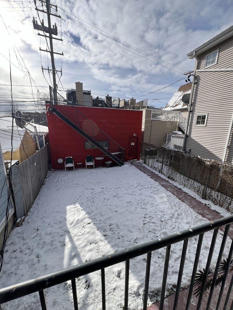 1613 W Superior Street Unit: 1