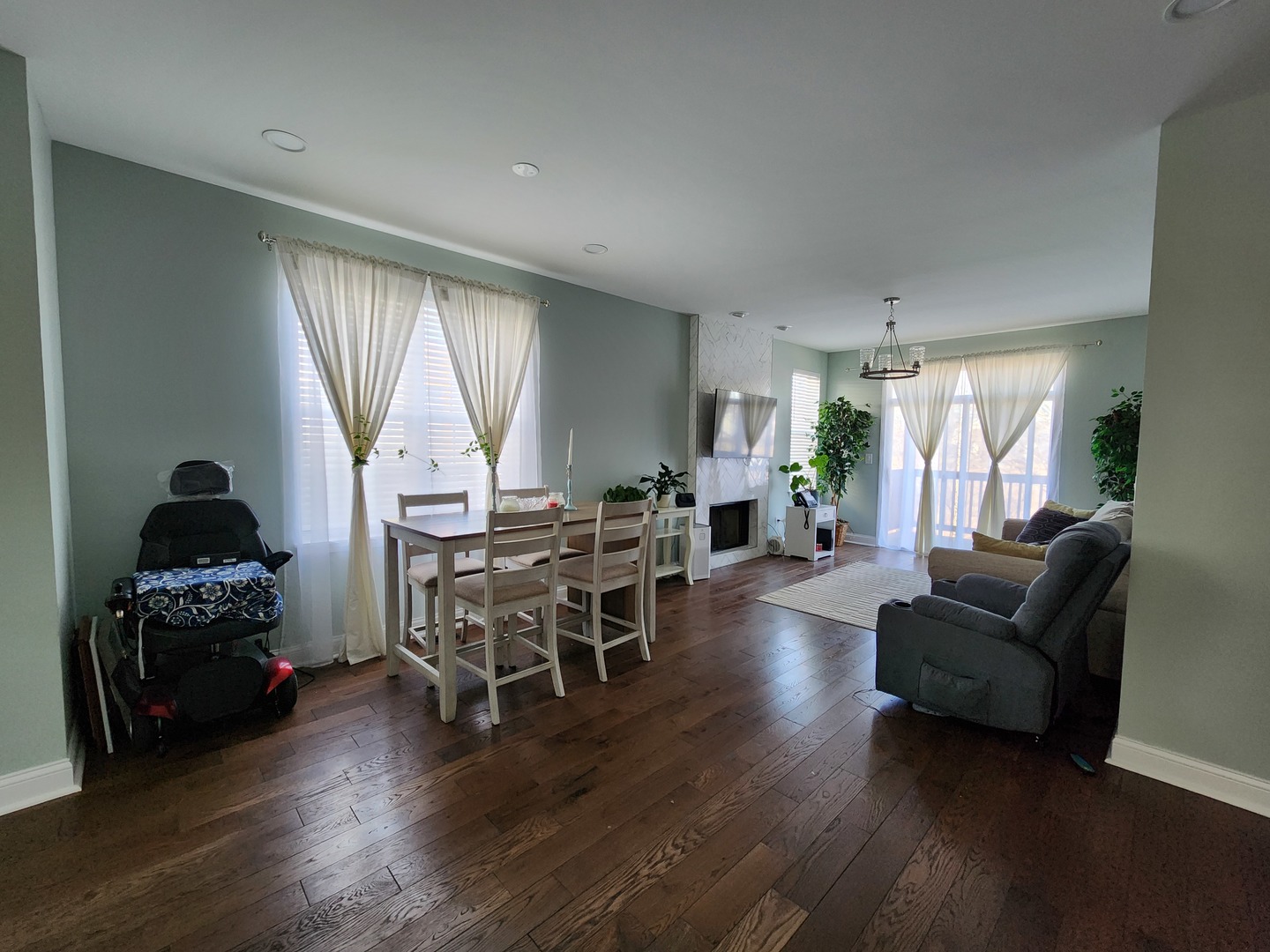 922 Genesee Drive