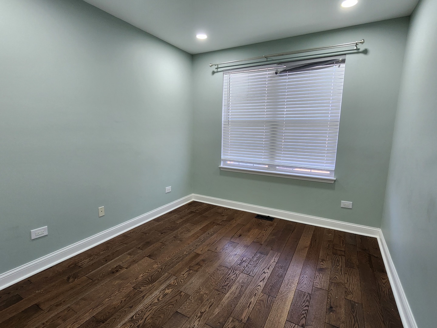 922 Genesee Drive