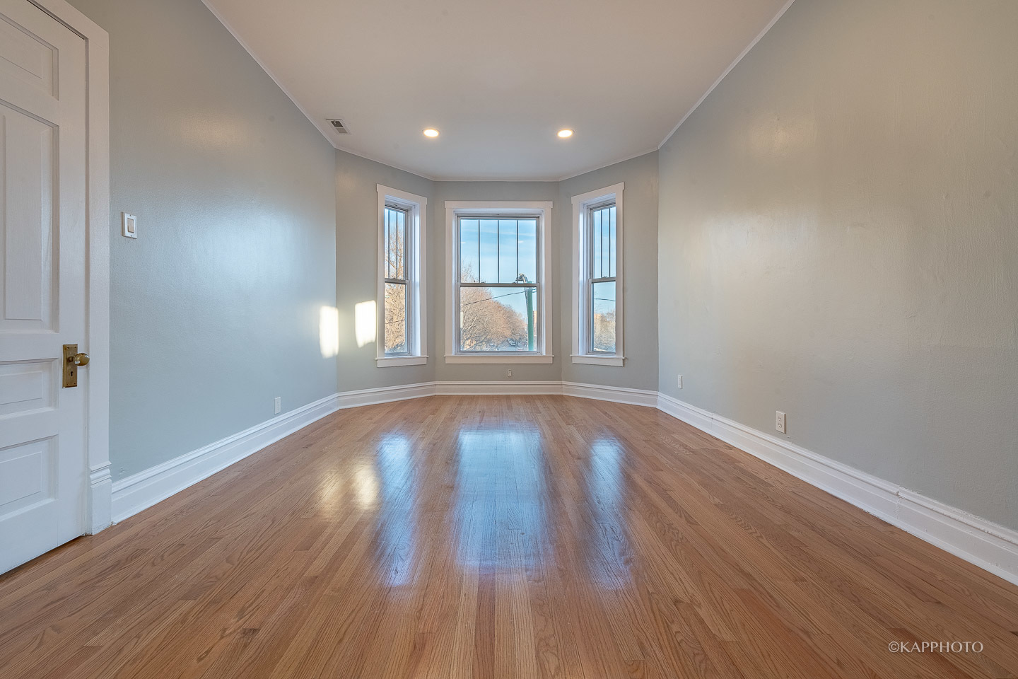 2828 S Wallace Street Unit: 3F