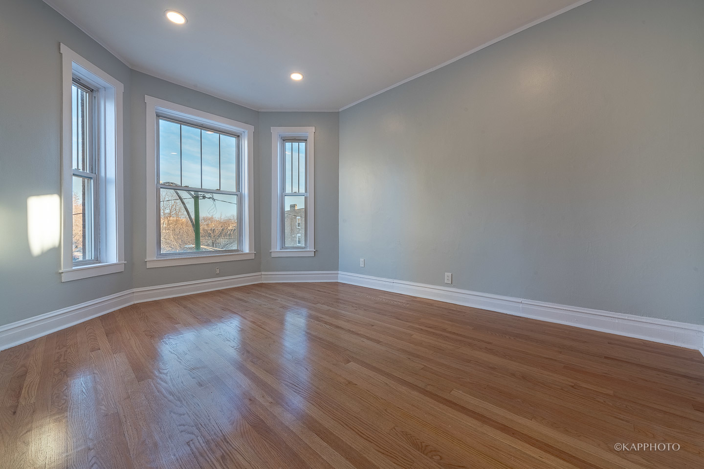 2828 S Wallace Street Unit: 3F