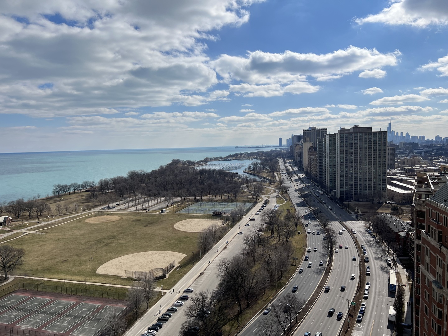 3900 N Lake Shore Drive Unit: 7G