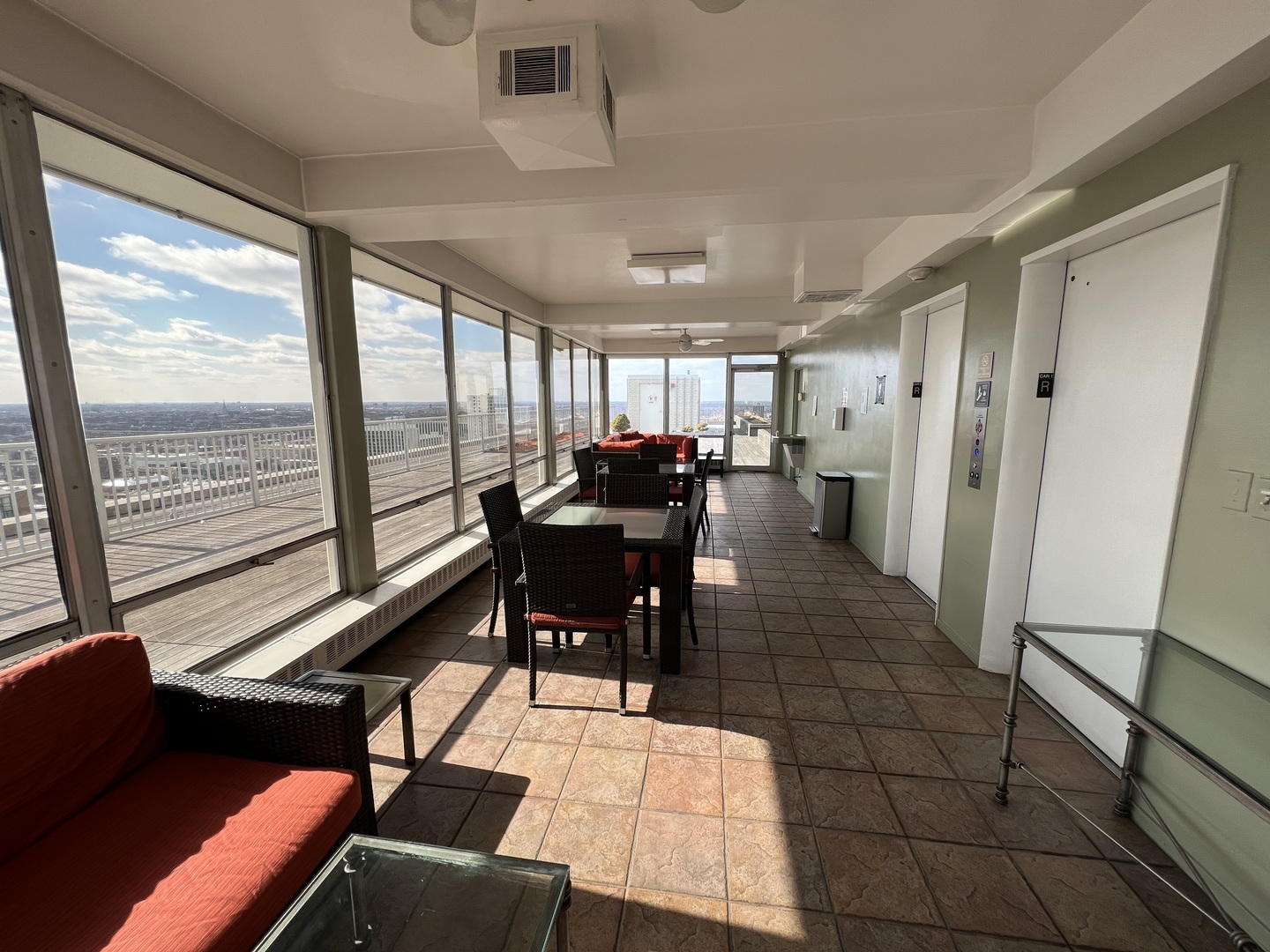 3900 N Lake Shore Drive Unit: 7G