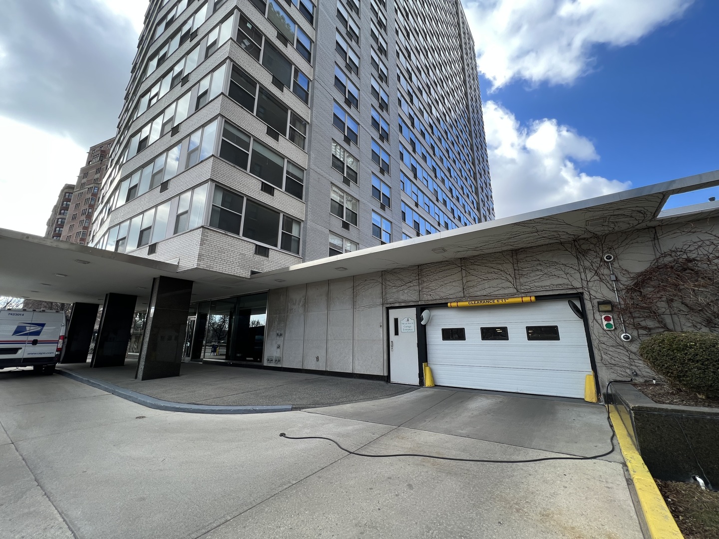 3900 N Lake Shore Drive Unit: 7G