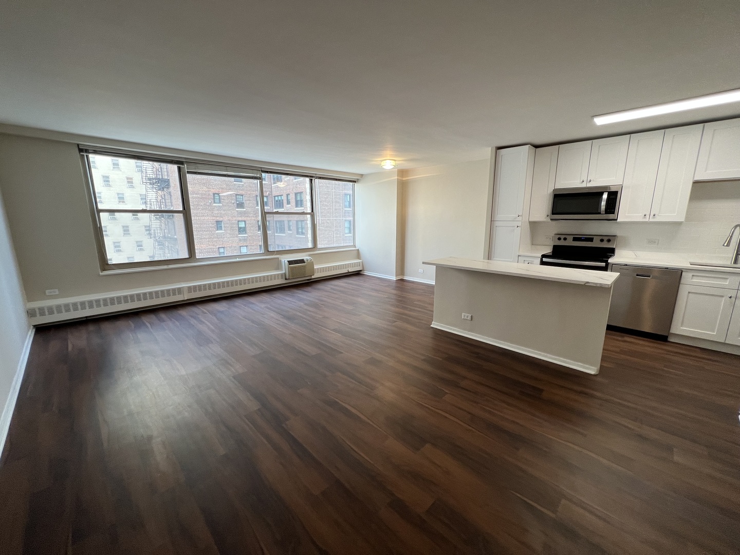 3900 N Lake Shore Drive Unit: 7G