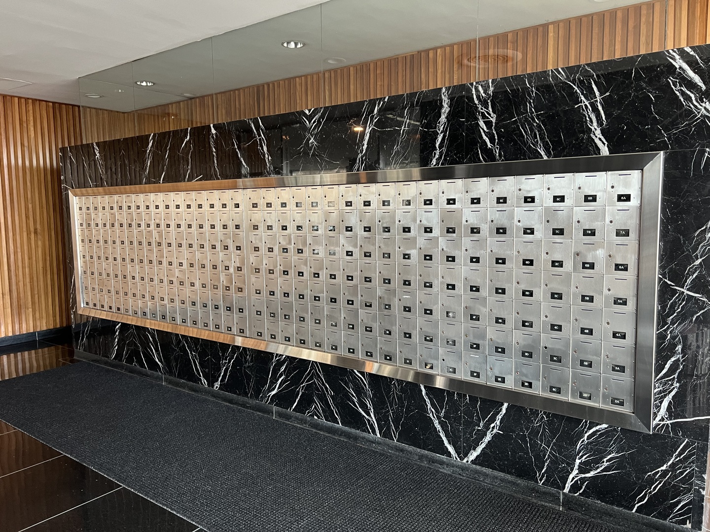 3900 N Lake Shore Drive Unit: 7G