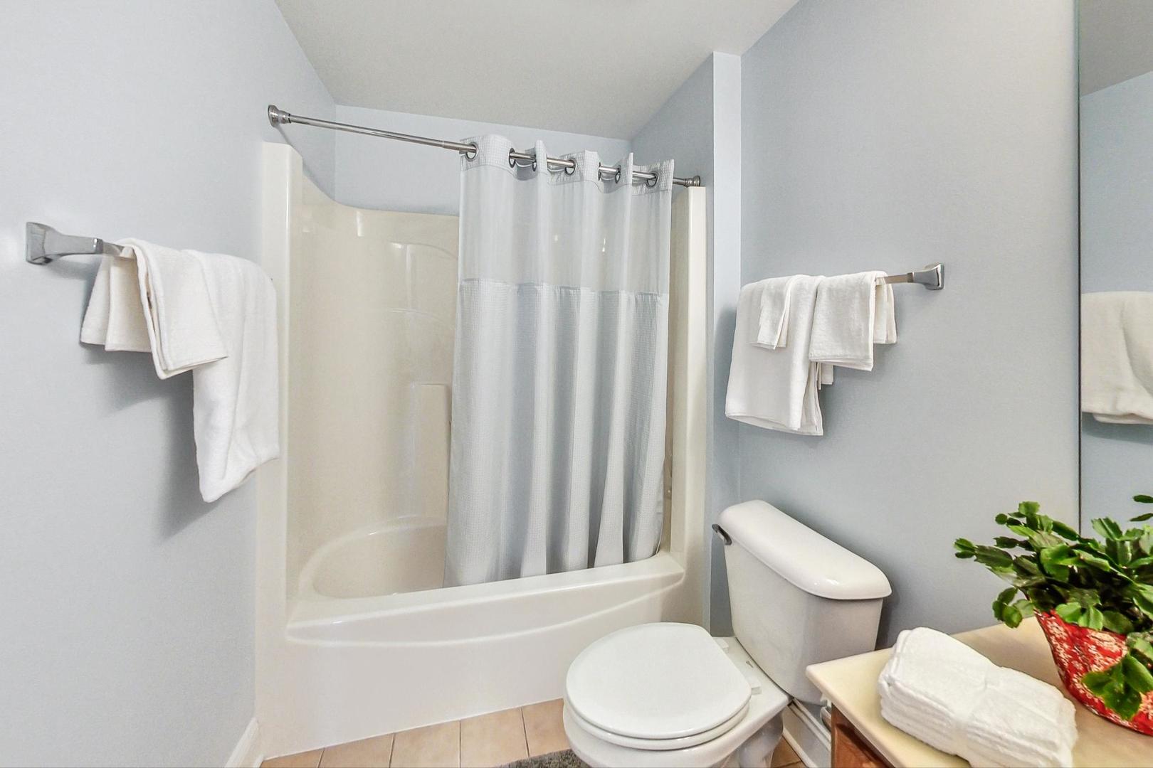 0S099 Lee Court Unit: 206