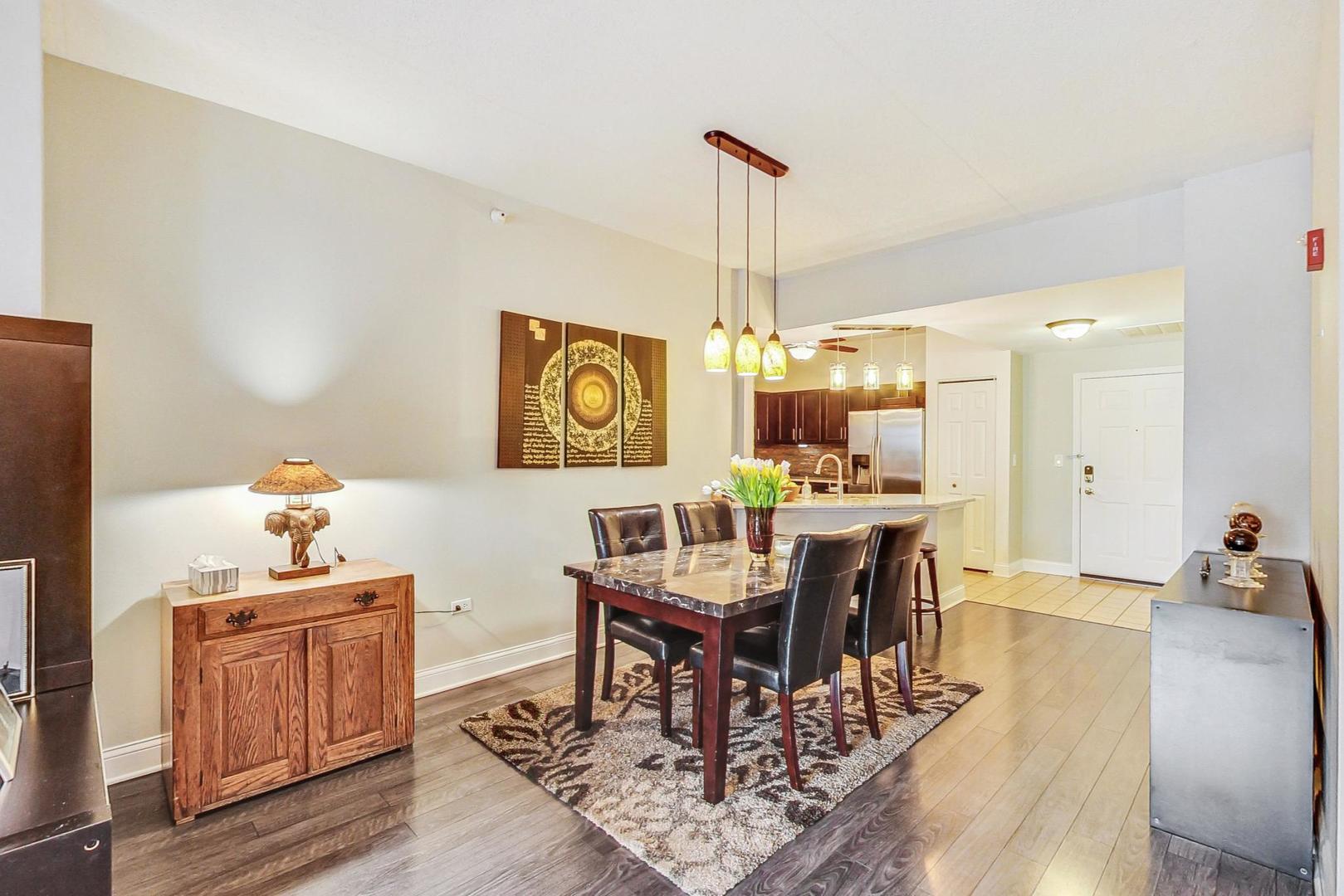 0S099 Lee Court Unit: 206