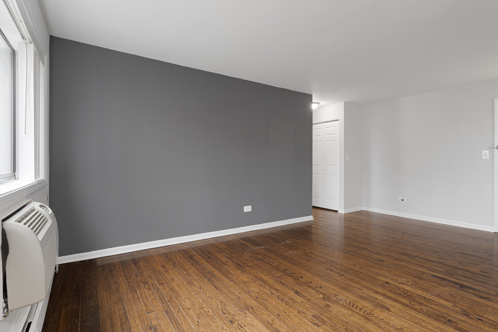 6001 N Kenmore Avenue Unit: 410