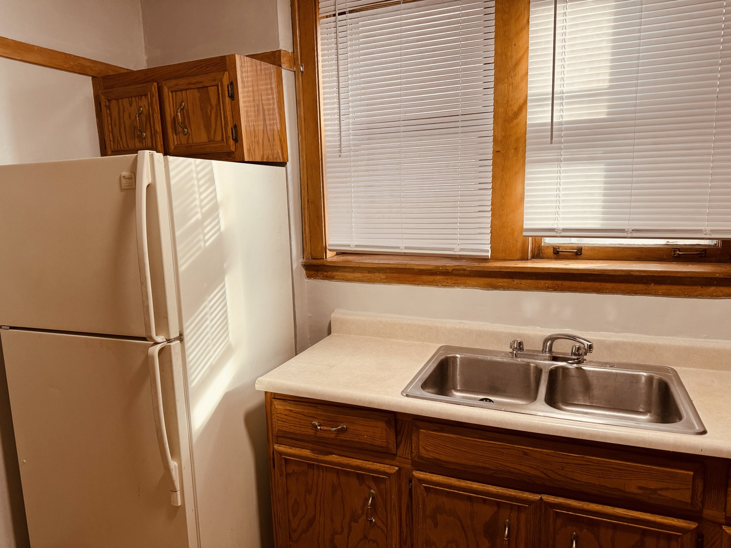 8808 S BLACKSTONE Avenue