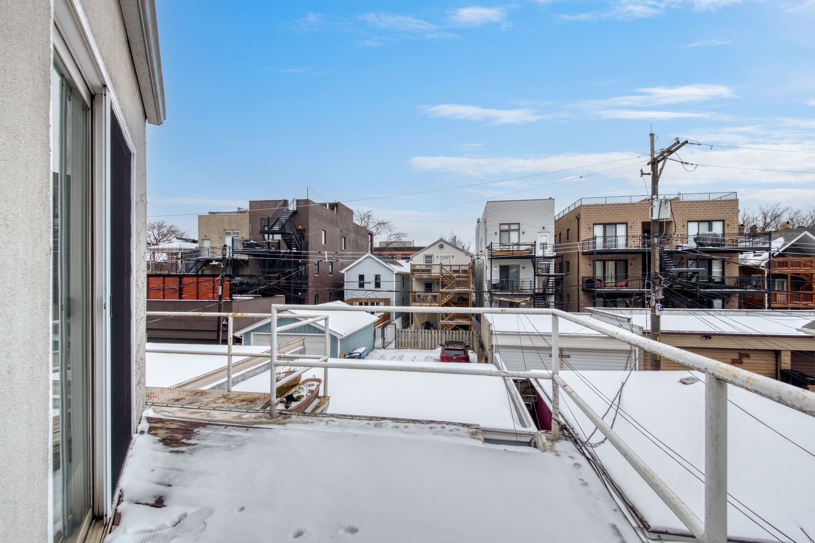 1060 N Hermitage Avenue Unit: 3