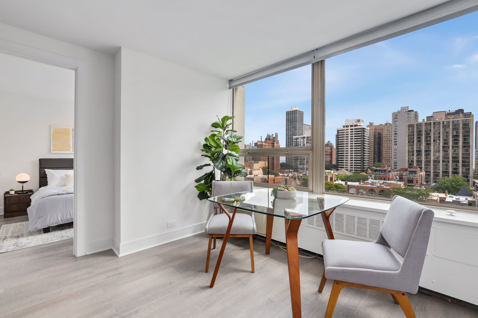 1455 N Sandburg Terrace Unit: 1006