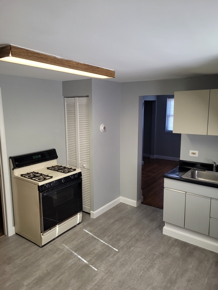 4836 S Throop Street