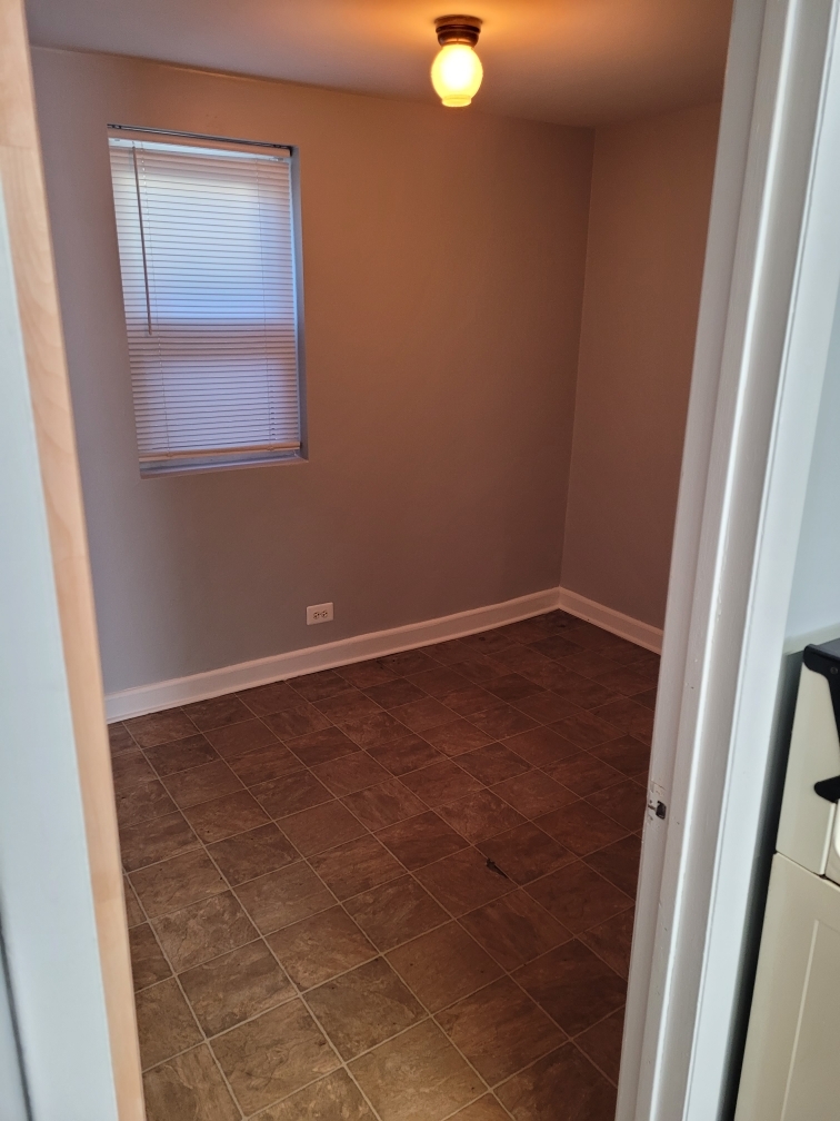 4836 S Throop Street