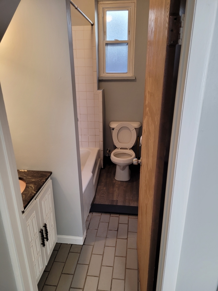 4836 S Throop Street