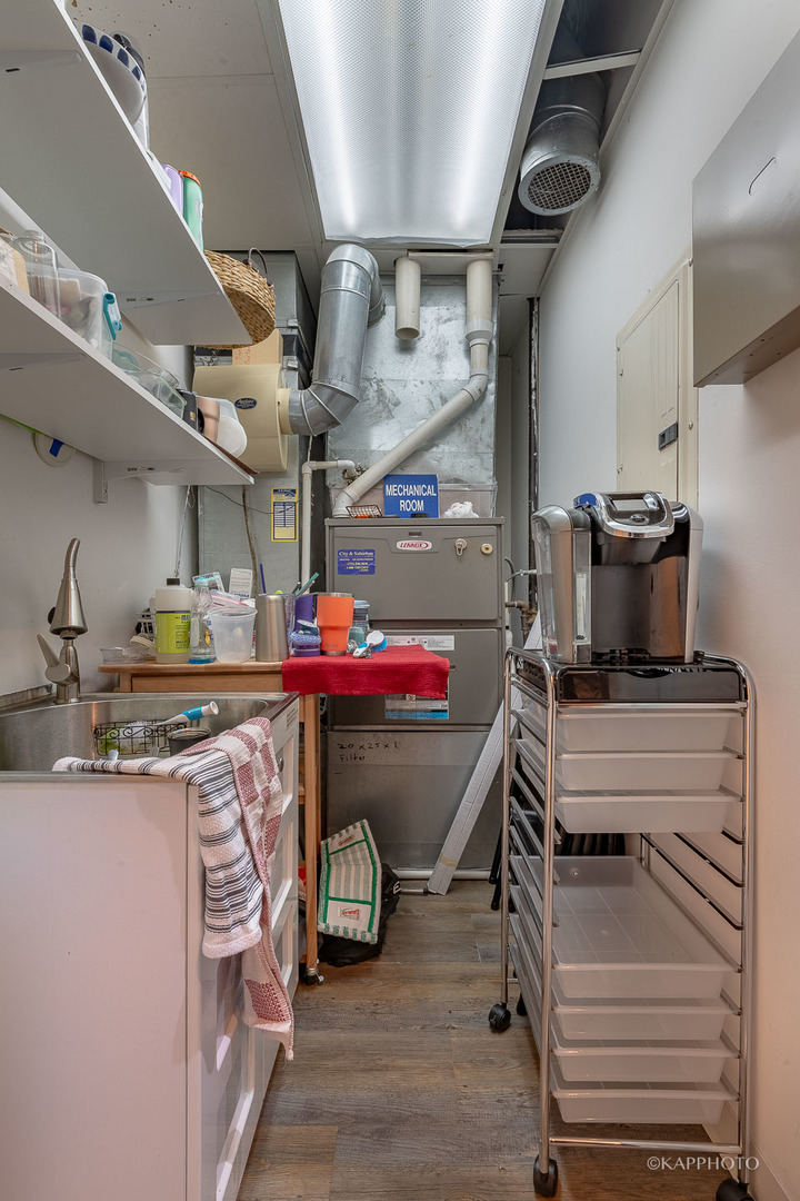 1921 N Damen Avenue Unit: C