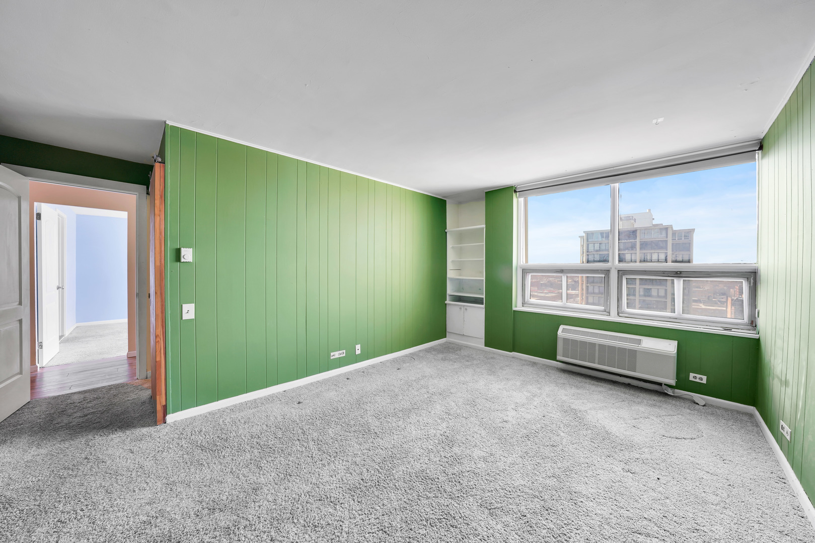 5733 N Sheridan Road Unit: 15C