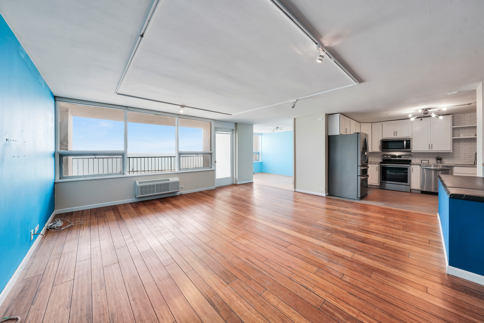 5733 N Sheridan Road Unit: 15C