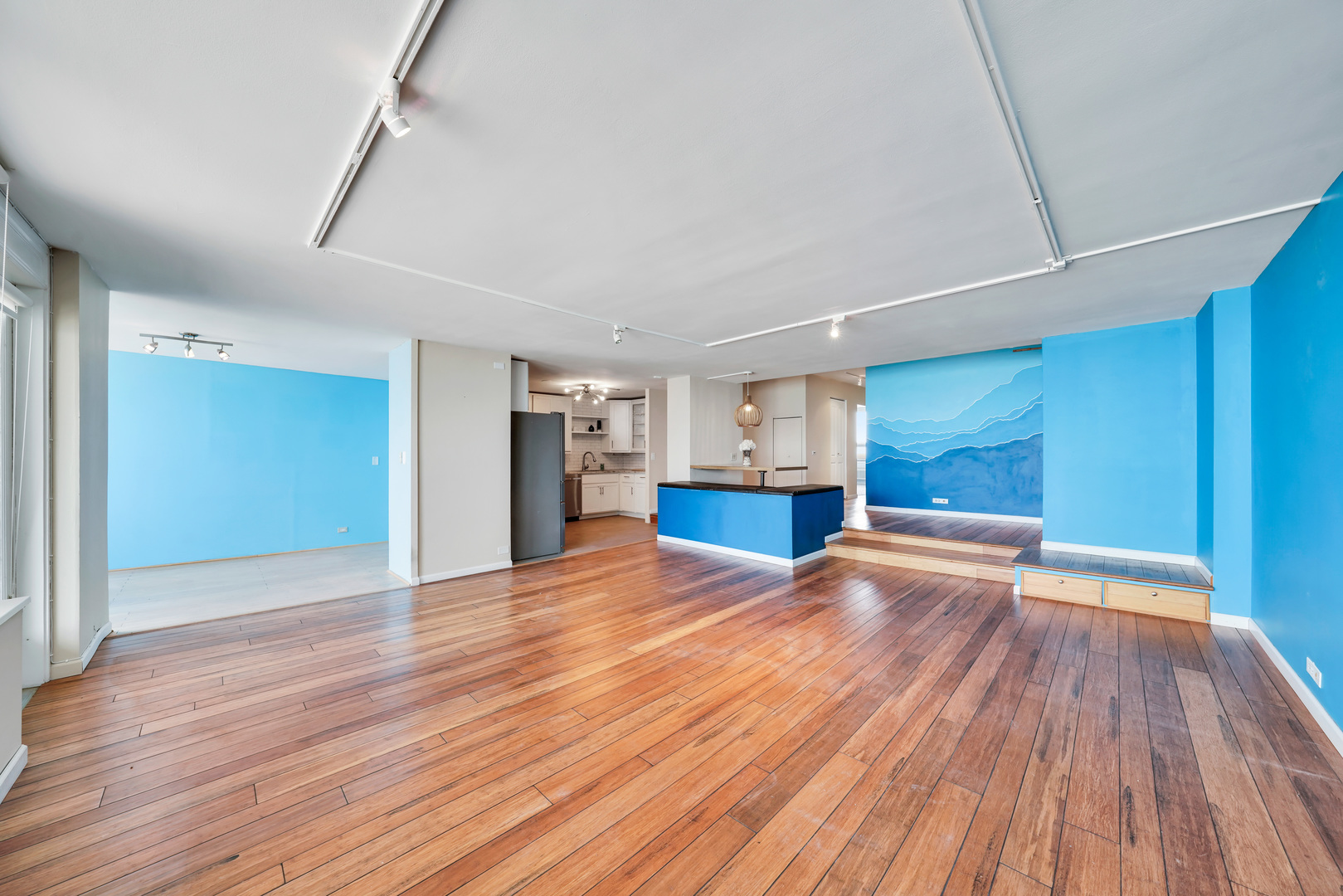 5733 N Sheridan Road Unit: 15C
