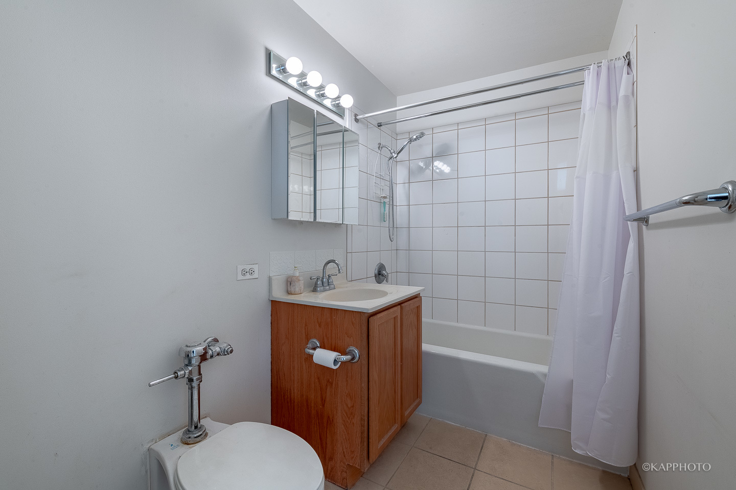 345 E Eastgate Place Unit: 304