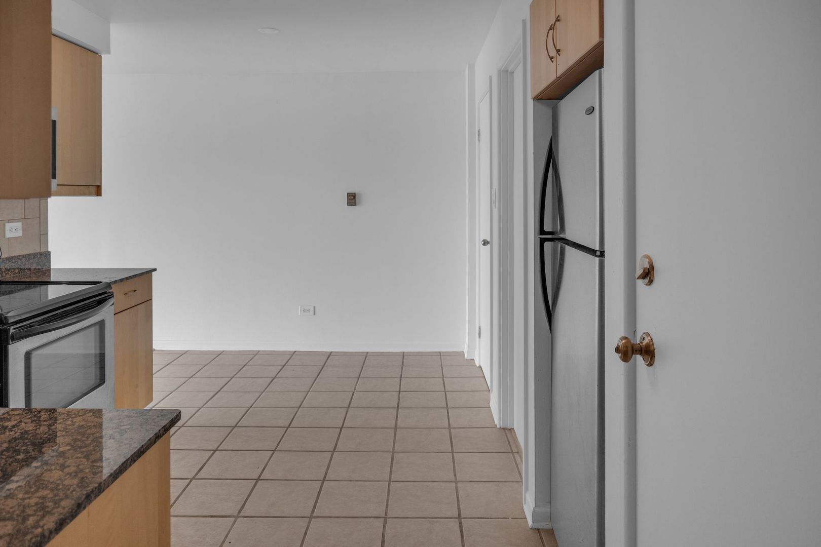 410 Crescent Boulevard Unit: 3B