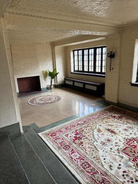 6832 S South Shore Drive Unit: 1