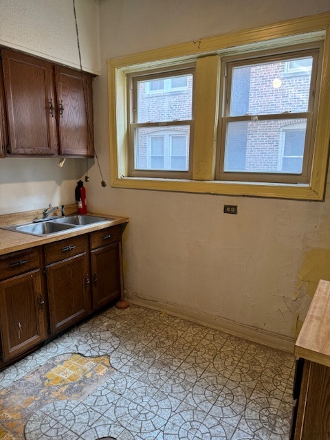 6832 S South Shore Drive Unit: 1