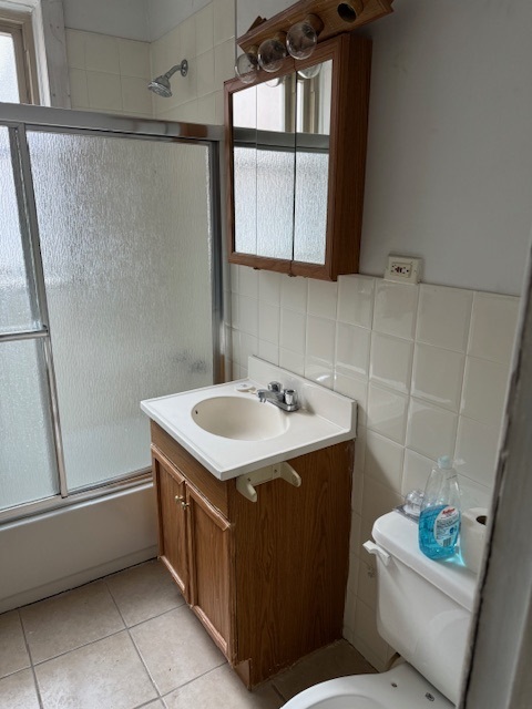 6832 S South Shore Drive Unit: 1