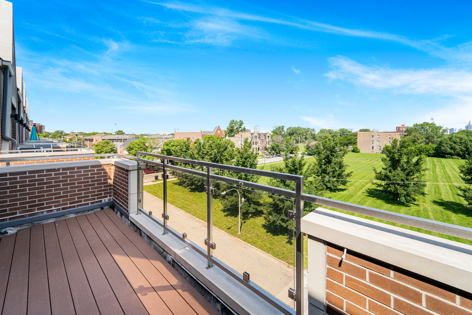 3901 S Lake Park Avenue