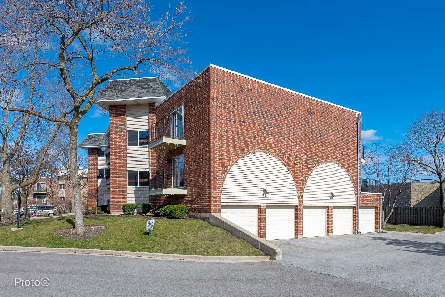 1780 S ARLINGTON HEIGHTS Road Unit: 1A