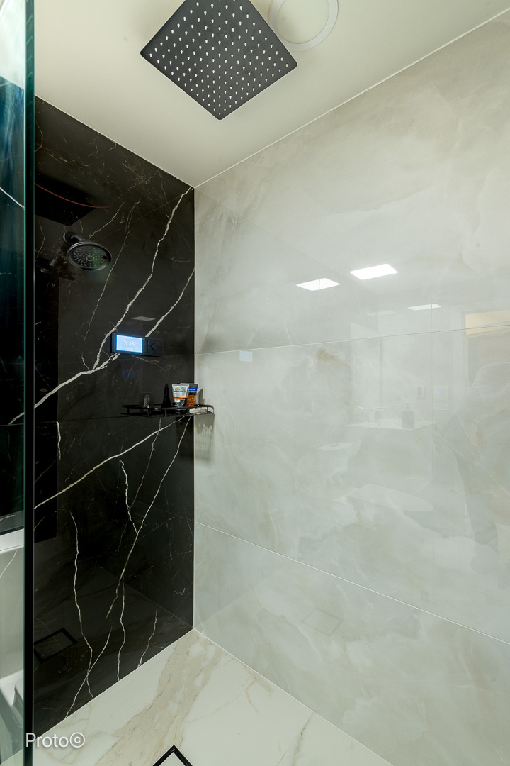 1780 S ARLINGTON HEIGHTS Road Unit: 1A