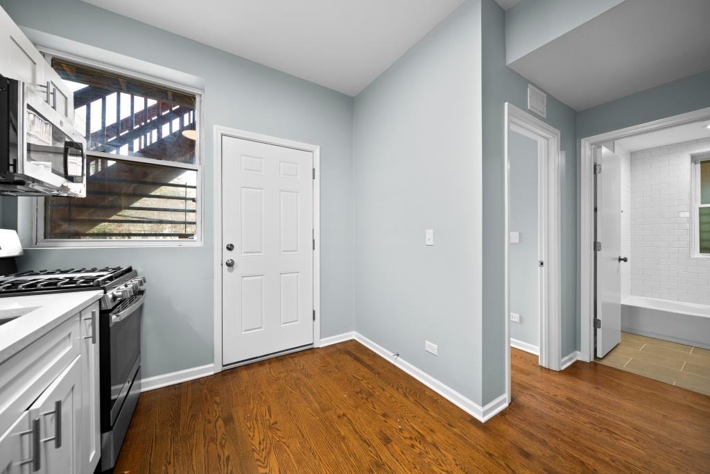 1244 W Sunnyside Avenue Unit: 1