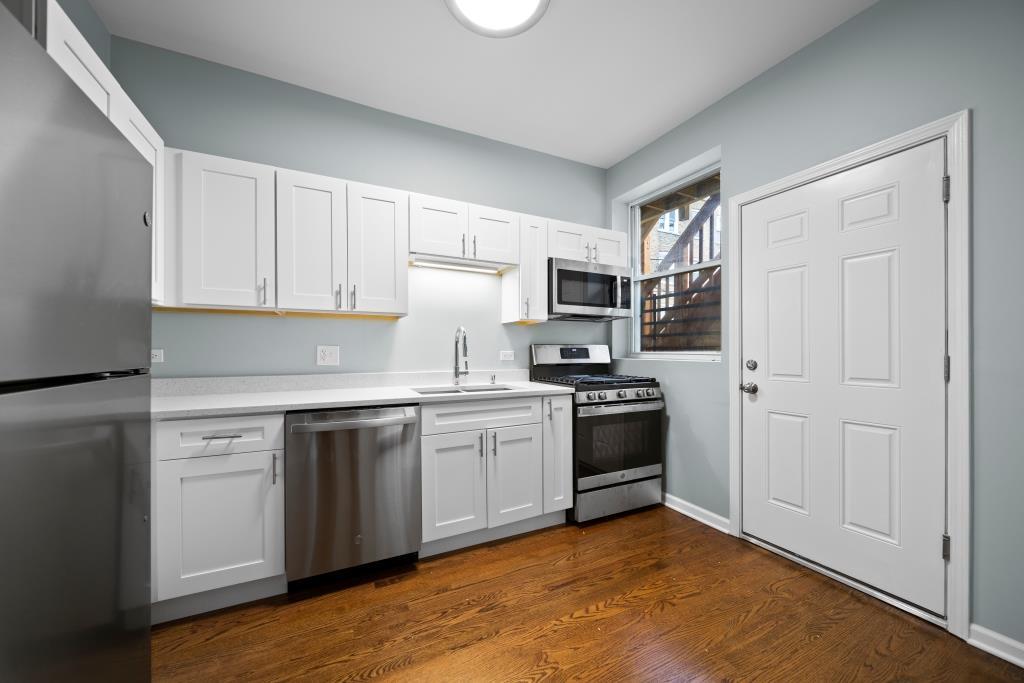 1244 W Sunnyside Avenue Unit: 1