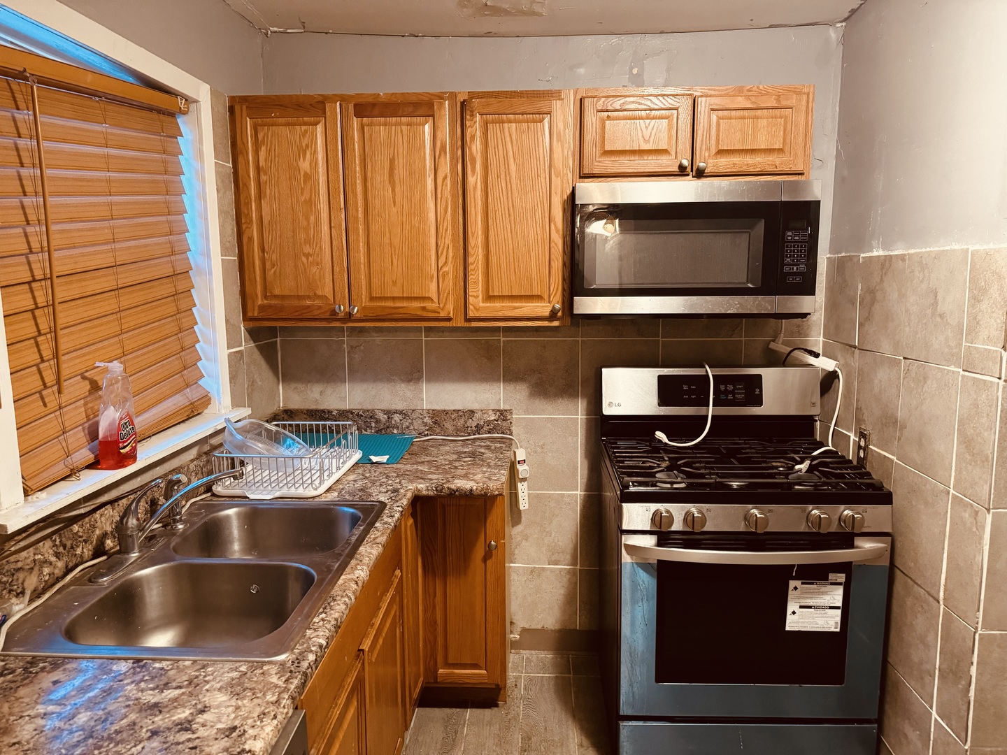 9741 S Hoxie Avenue Unit: 1