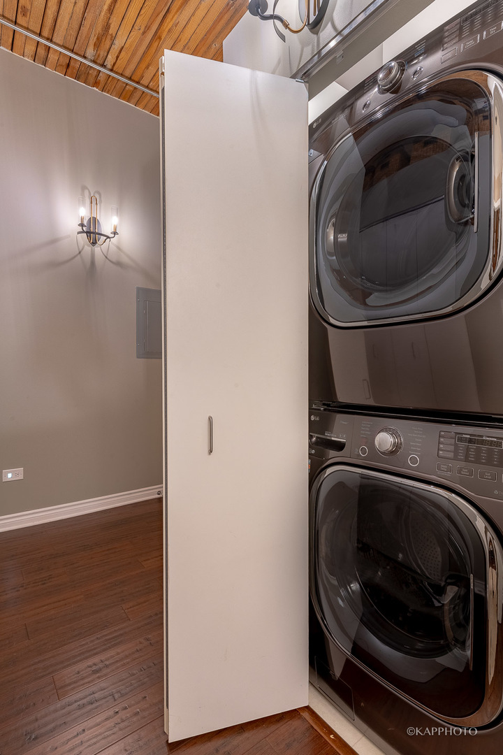 3500 S Sangamon Street Unit: 305