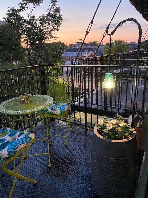 3500 S Sangamon Street Unit: 305