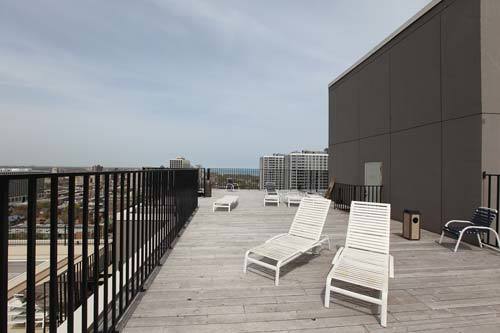 720 W Gordon Terrace Unit: 17J