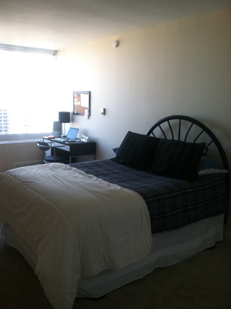 720 W Gordon Terrace Unit: 17J