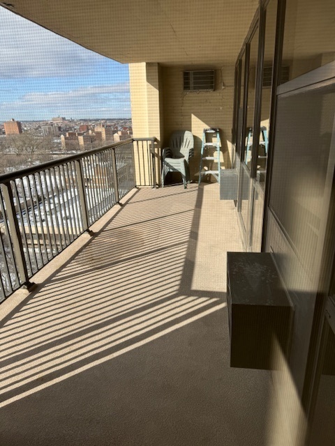 2901 S Michigan Avenue Unit: 1202