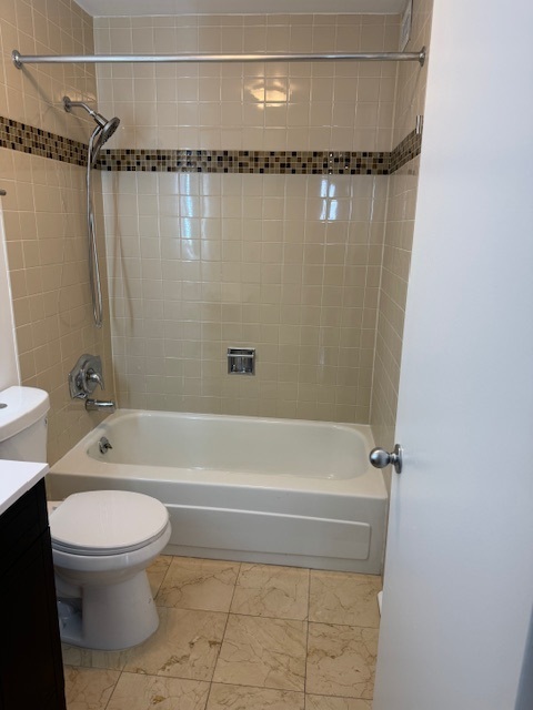 2901 S Michigan Avenue Unit: 1202