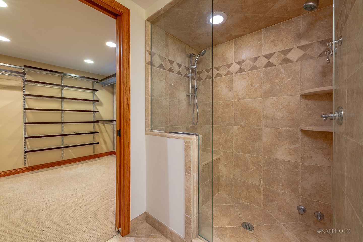 4228 N Bell Avenue Unit: 1