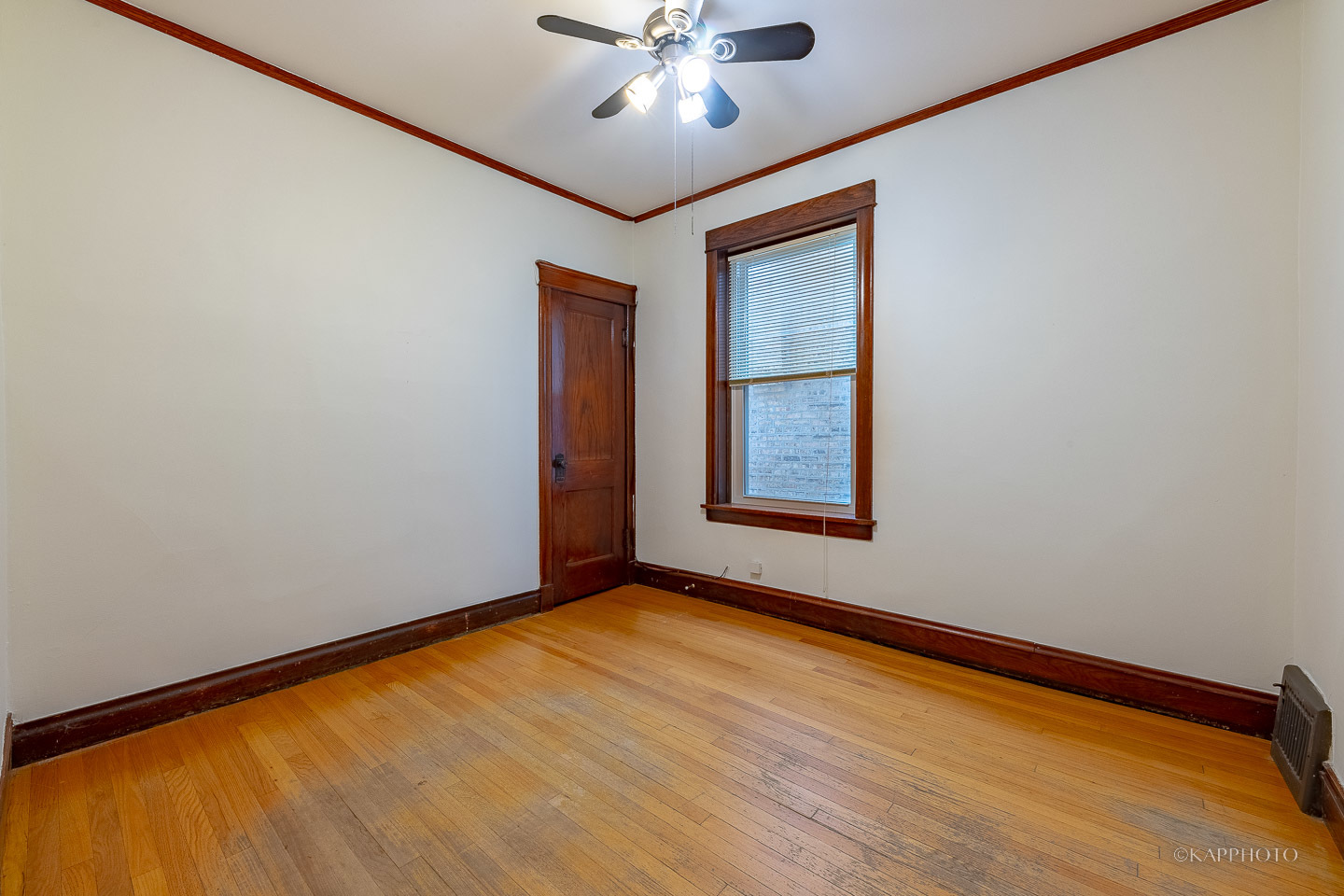 4228 N Bell Avenue Unit: 1