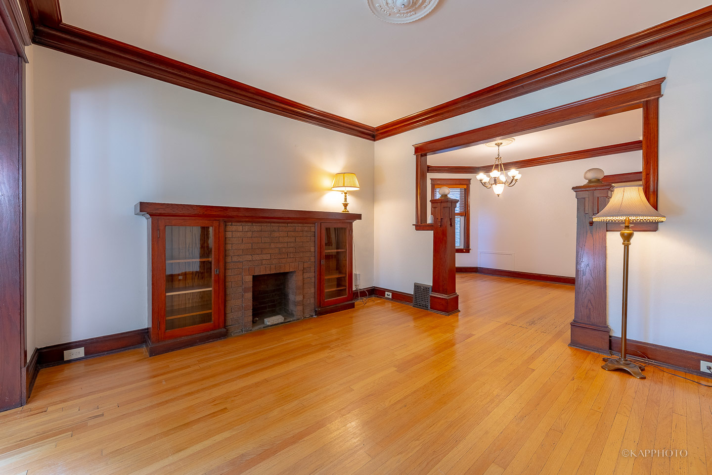 4228 N Bell Avenue Unit: 1