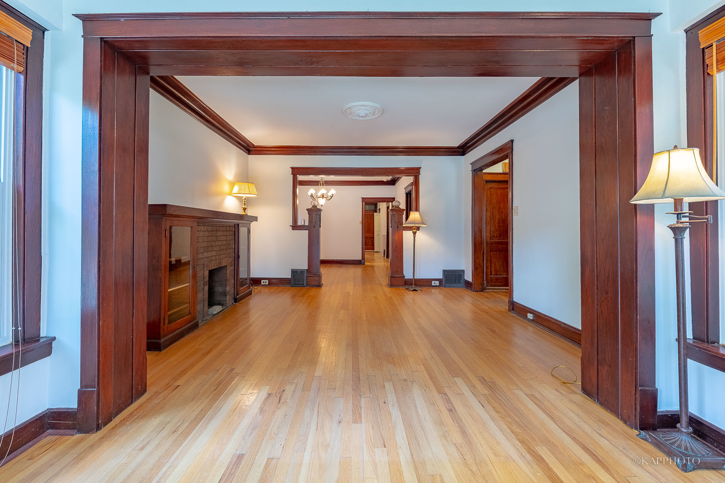 4228 N Bell Avenue Unit: 1