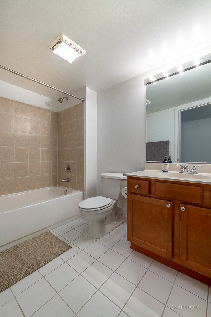 1111 W 15th Street Unit: 229