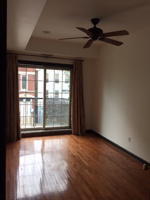 723 N Elizabeth Street Unit: 2