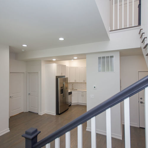 1008 W 18th Street Unit: 305