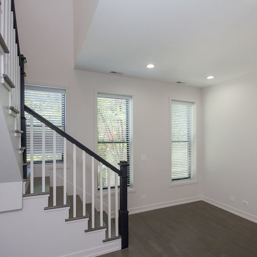 1008 W 18th Street Unit: 305